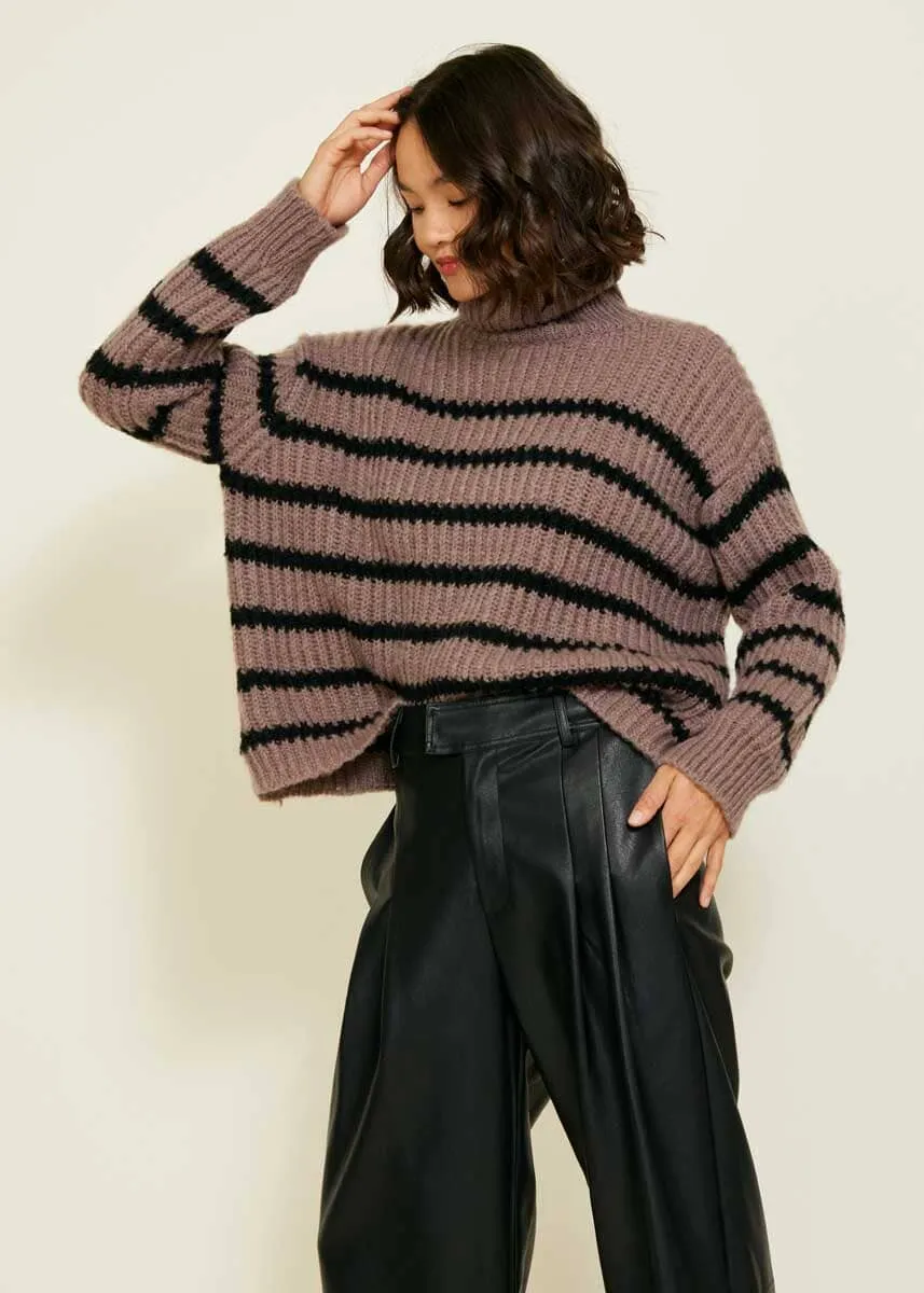 Ariel Sweater - Cafe & Black