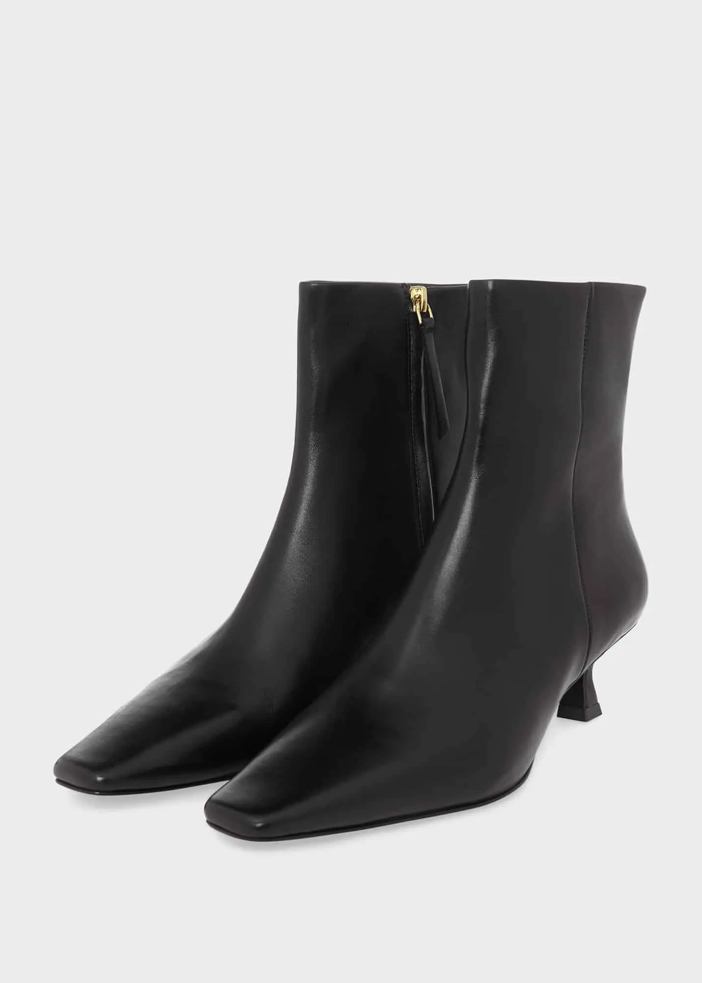 Dita Boots 