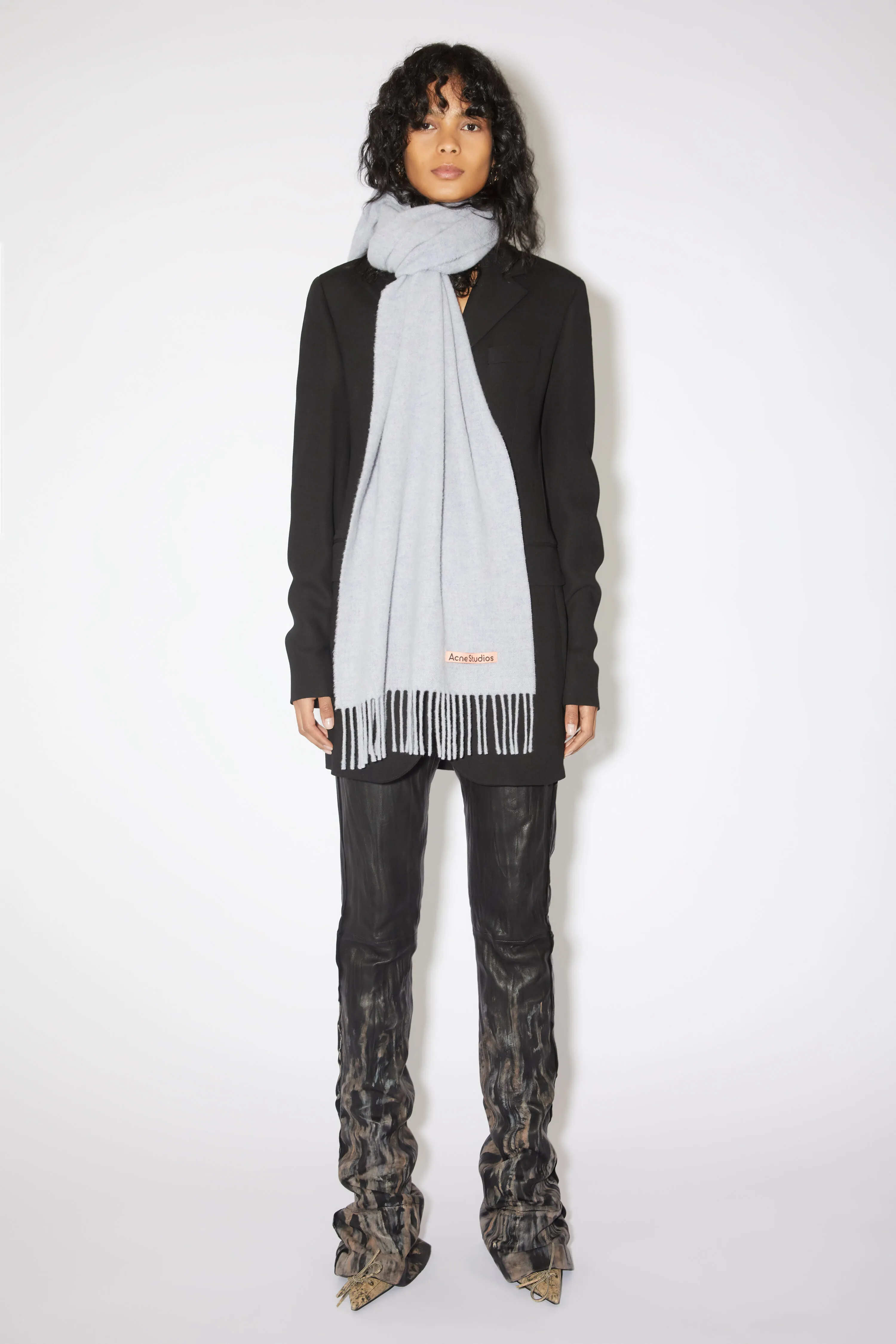 Fringe wool scarf – Narrow