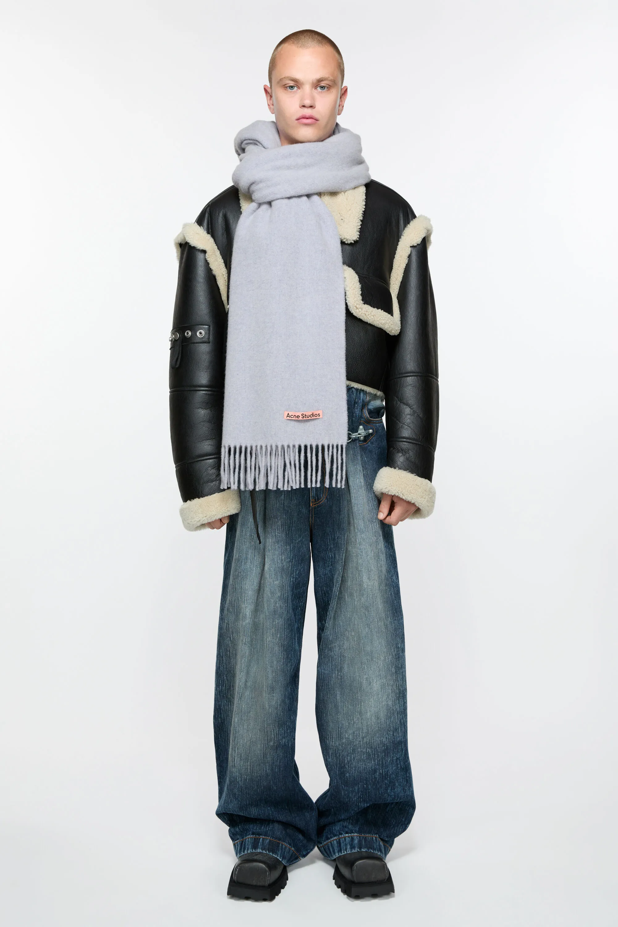 Fringe wool scarf – Narrow