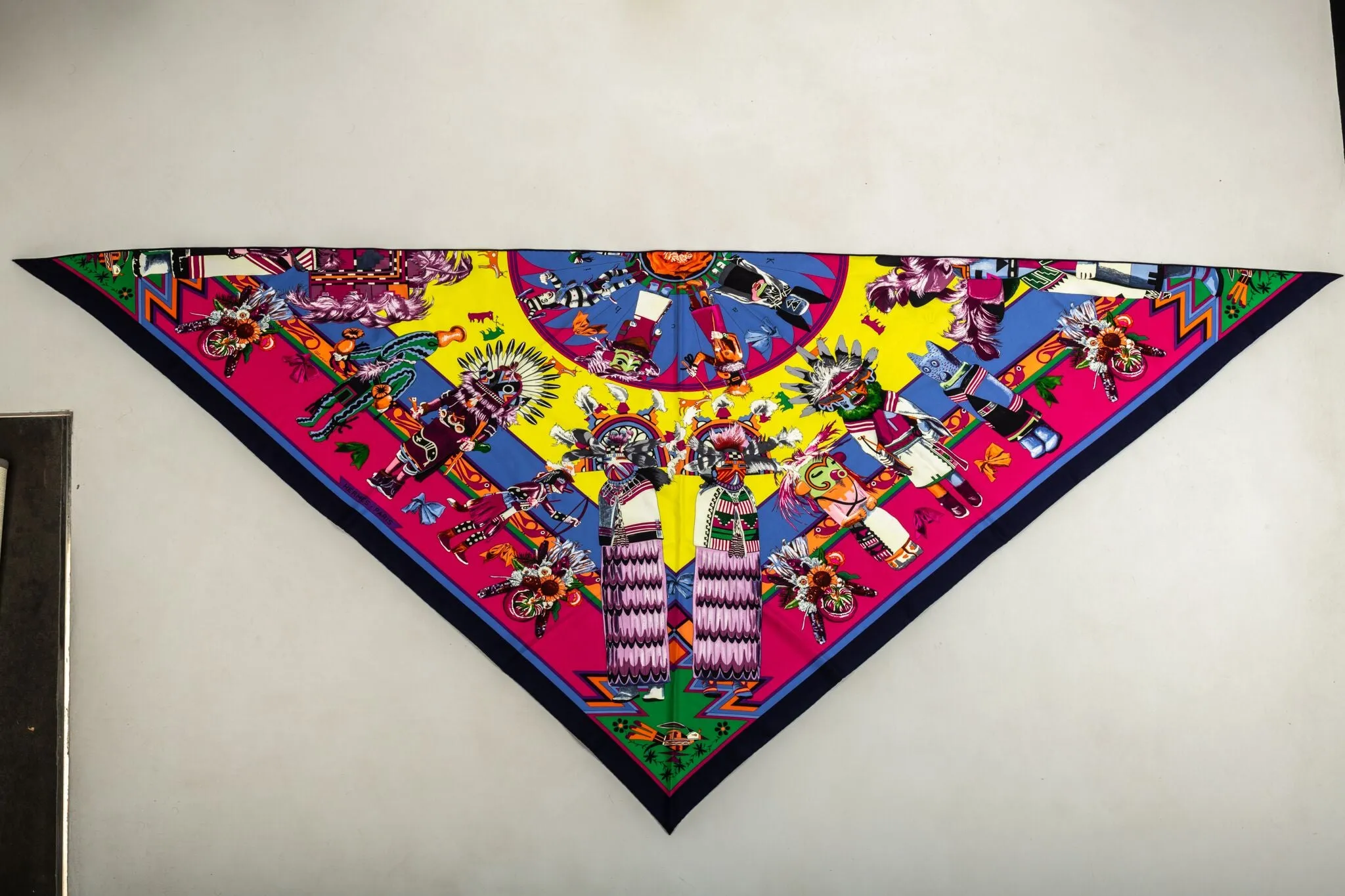 Hermès Fuchsia Pointe Kachinas Scarf