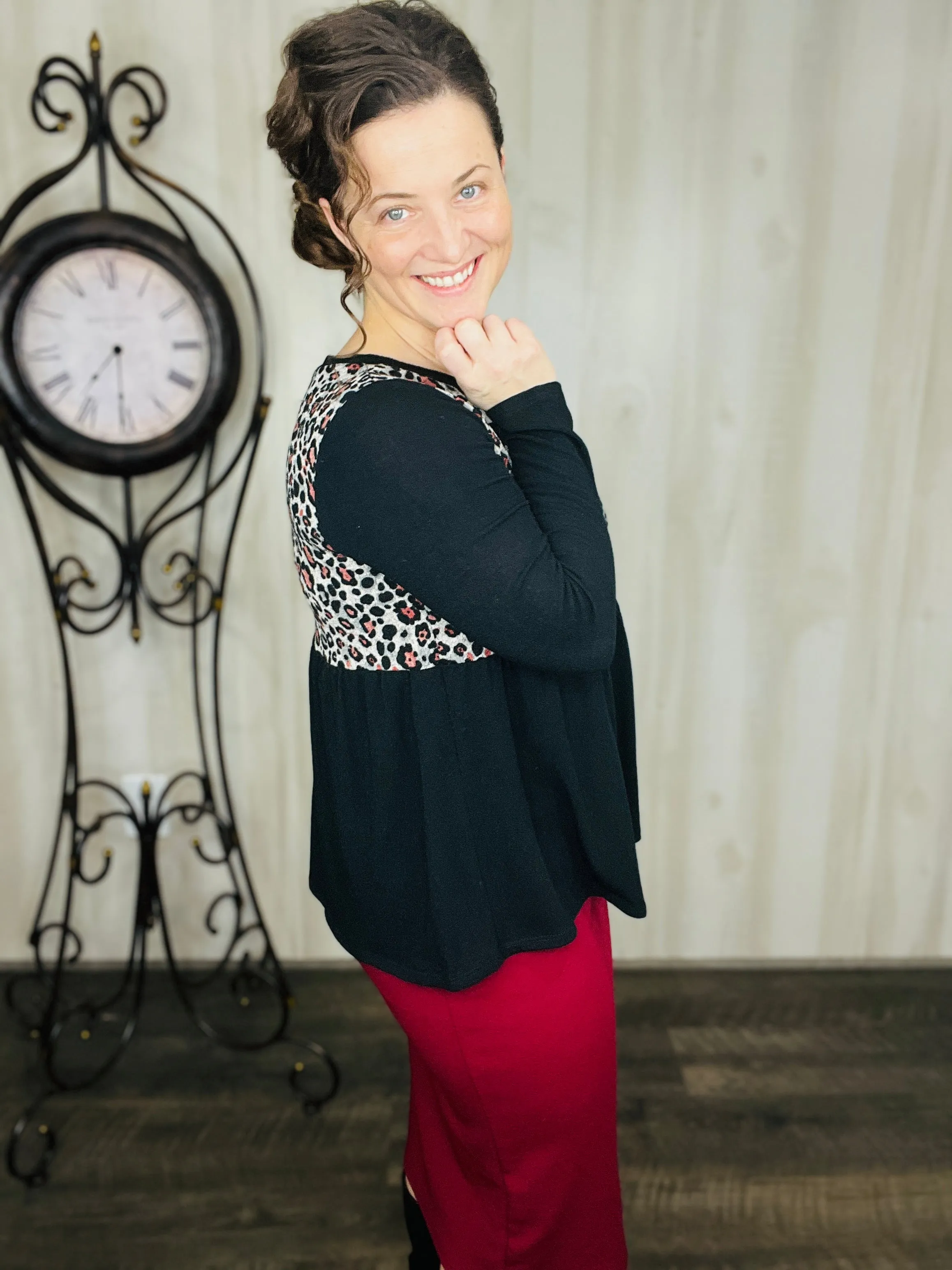 Juliet Leopard Print Sweater Top-Black