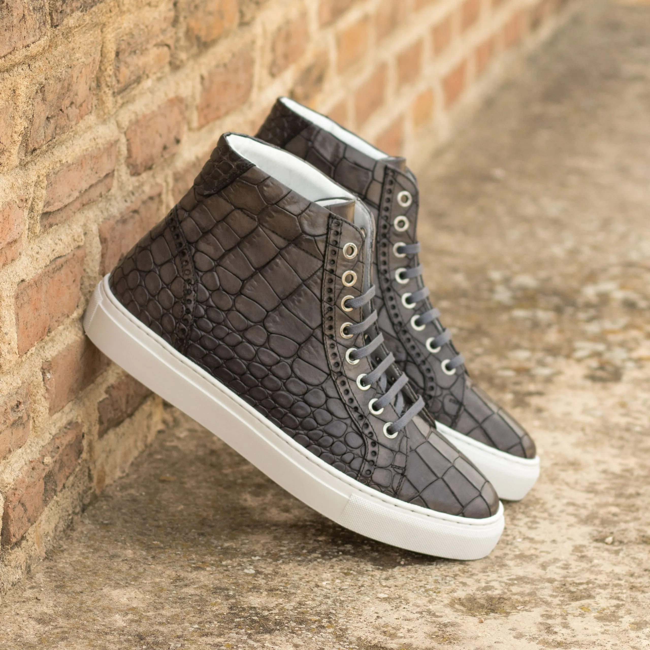 		Mens Casual High Tops Sneaker	