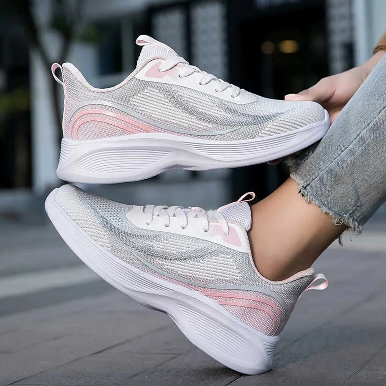 Pink flyknit pattern stripe texture shoe sneaker