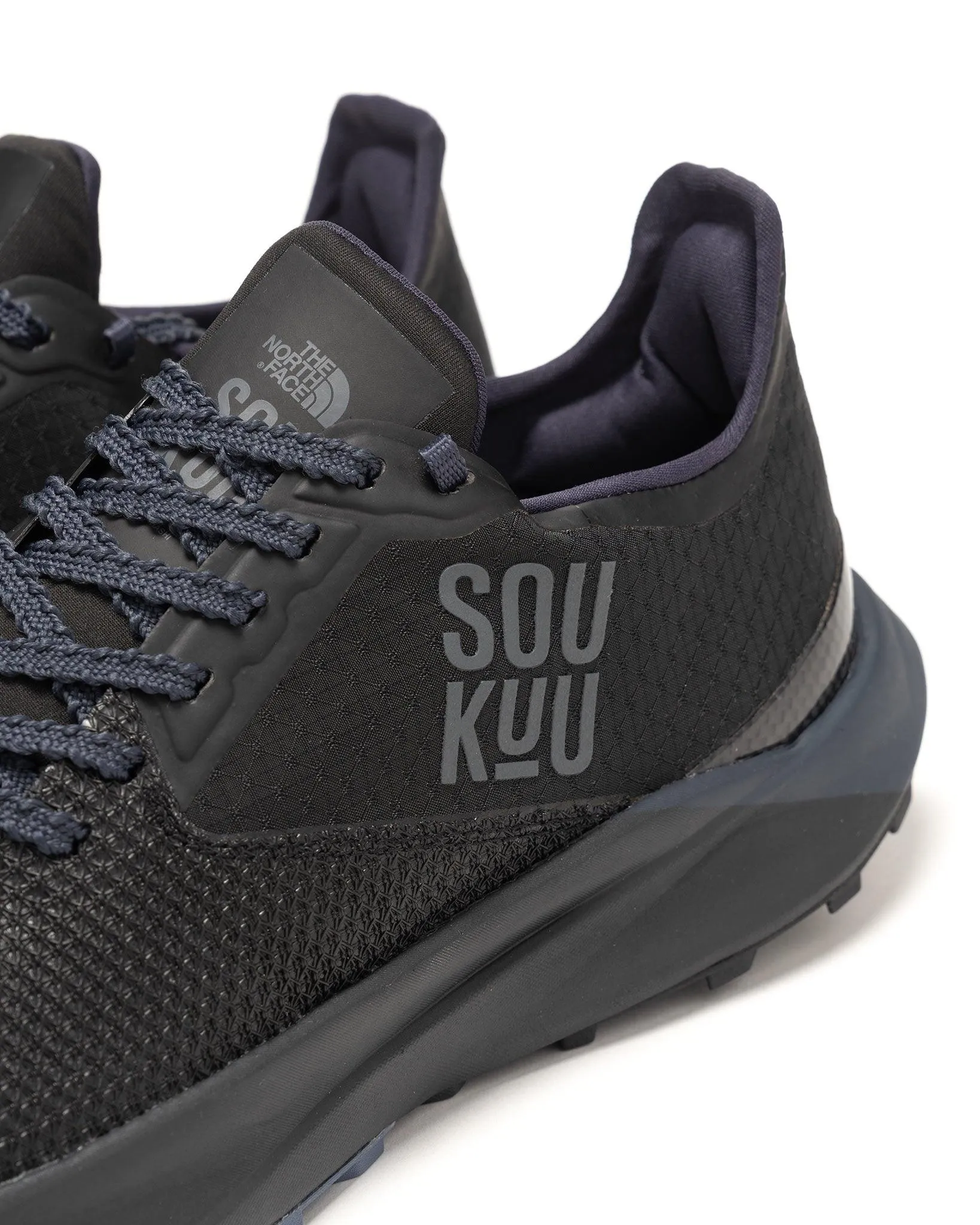 x Undercover SOUKUU NU-16 Vectiv Trail Shoe Black